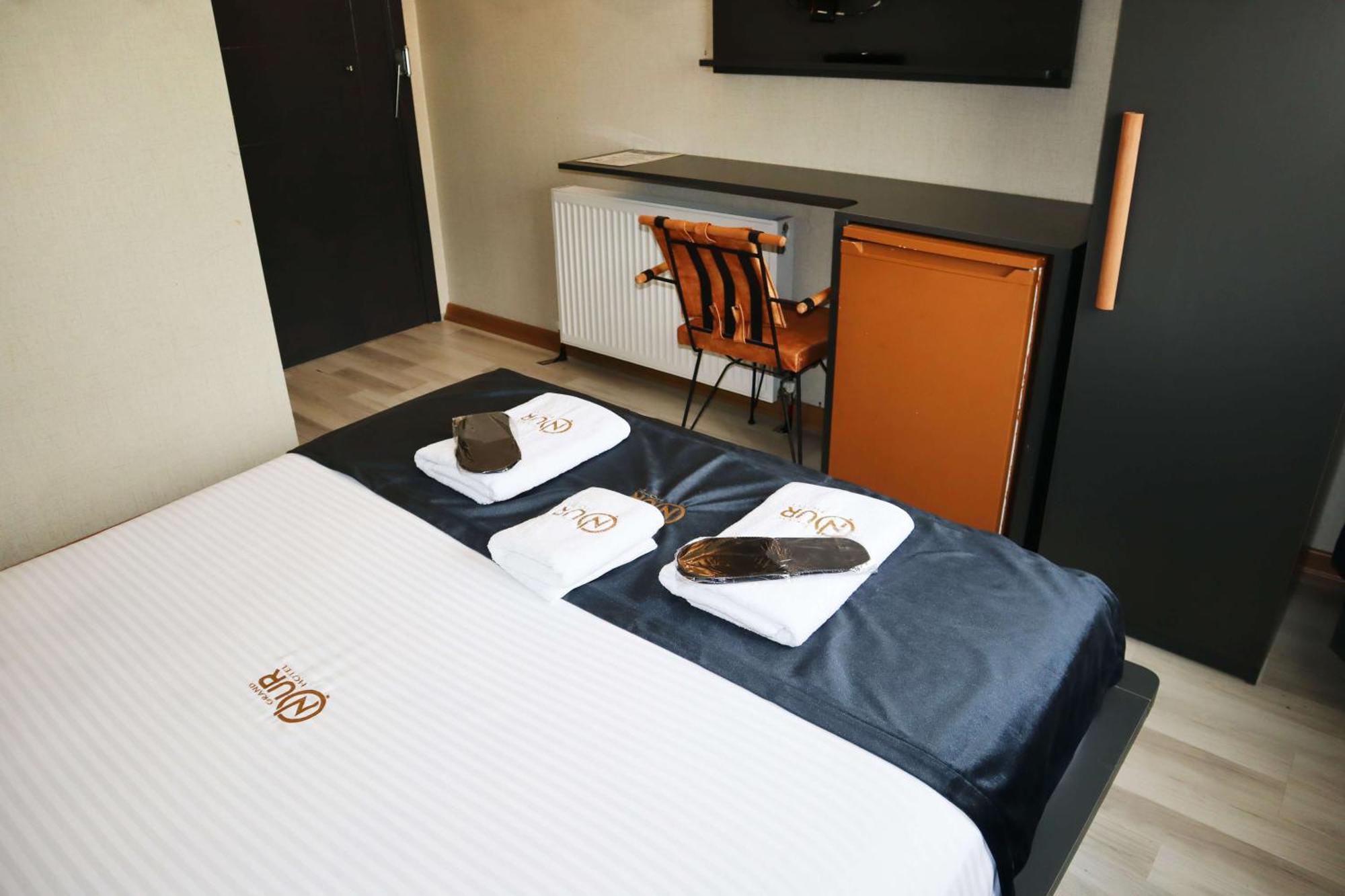 Grand Onur Hotel Istanbul Exterior foto